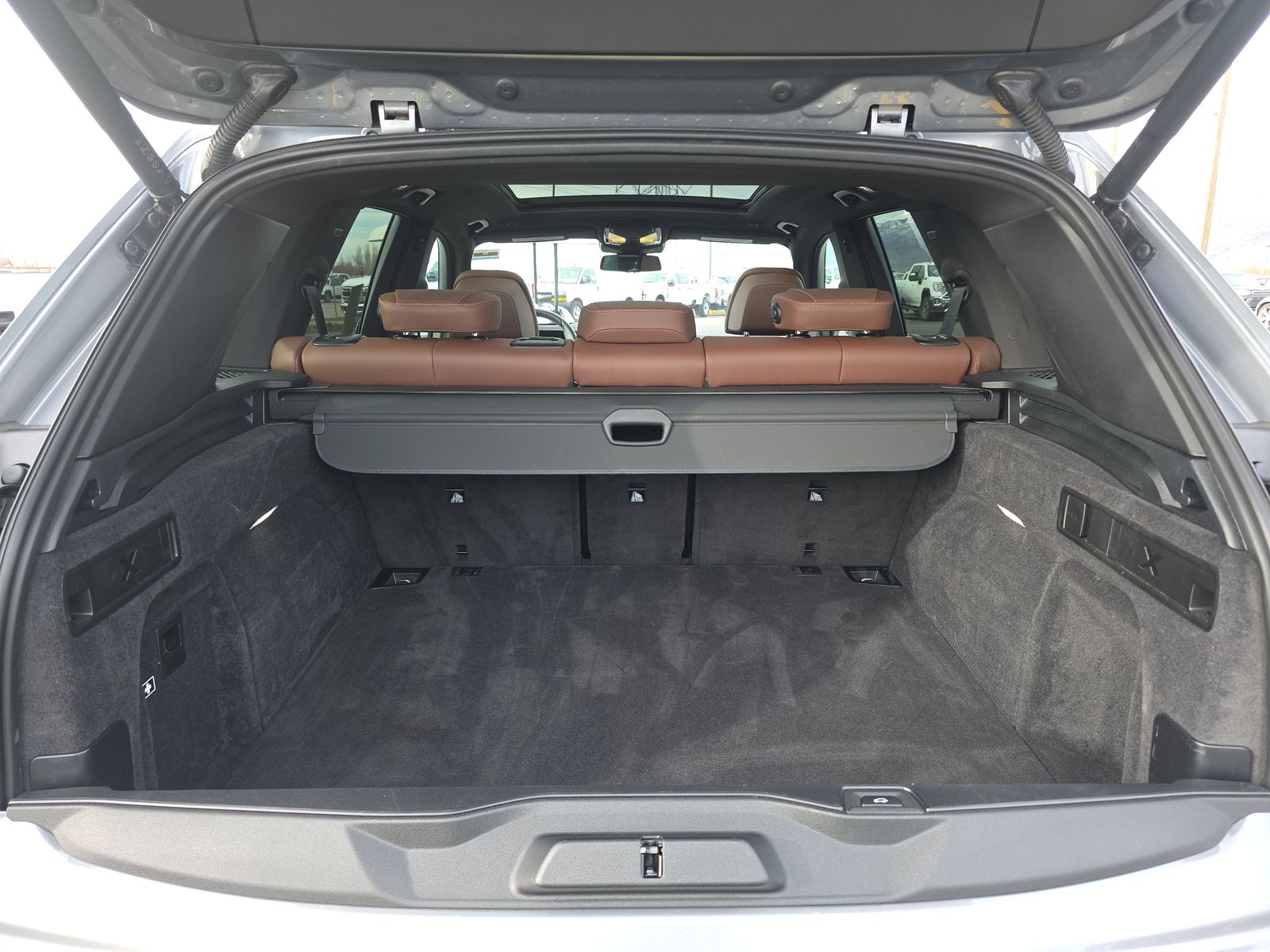 2026 BMW X5 M60i xDrive AWD