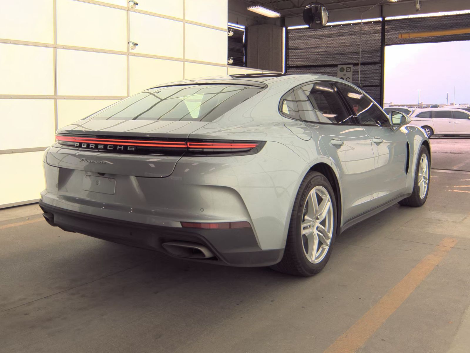 2024 Porsche Panamera Base RWD