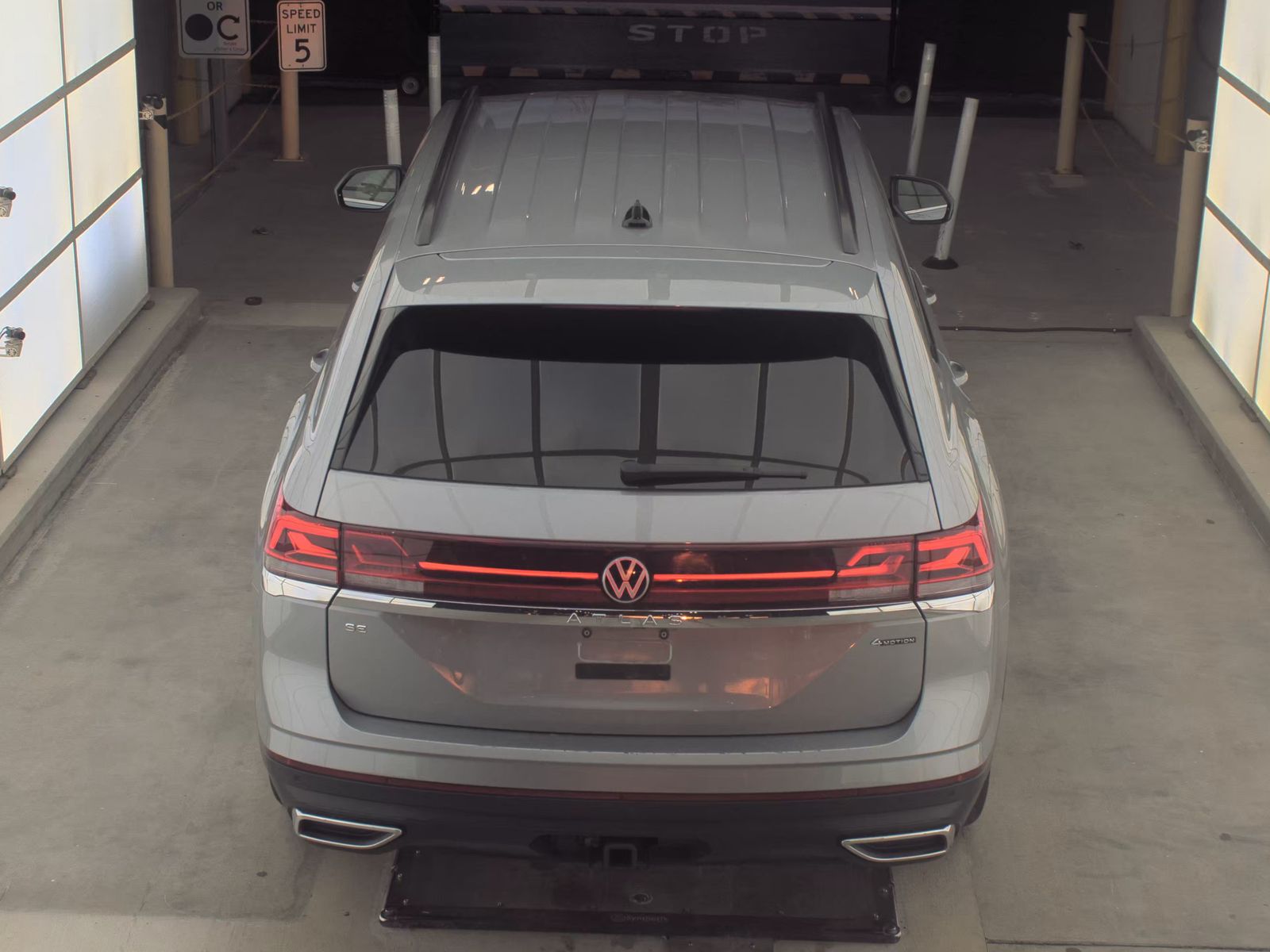2025 Volkswagen Atlas 2.0T SE AWD