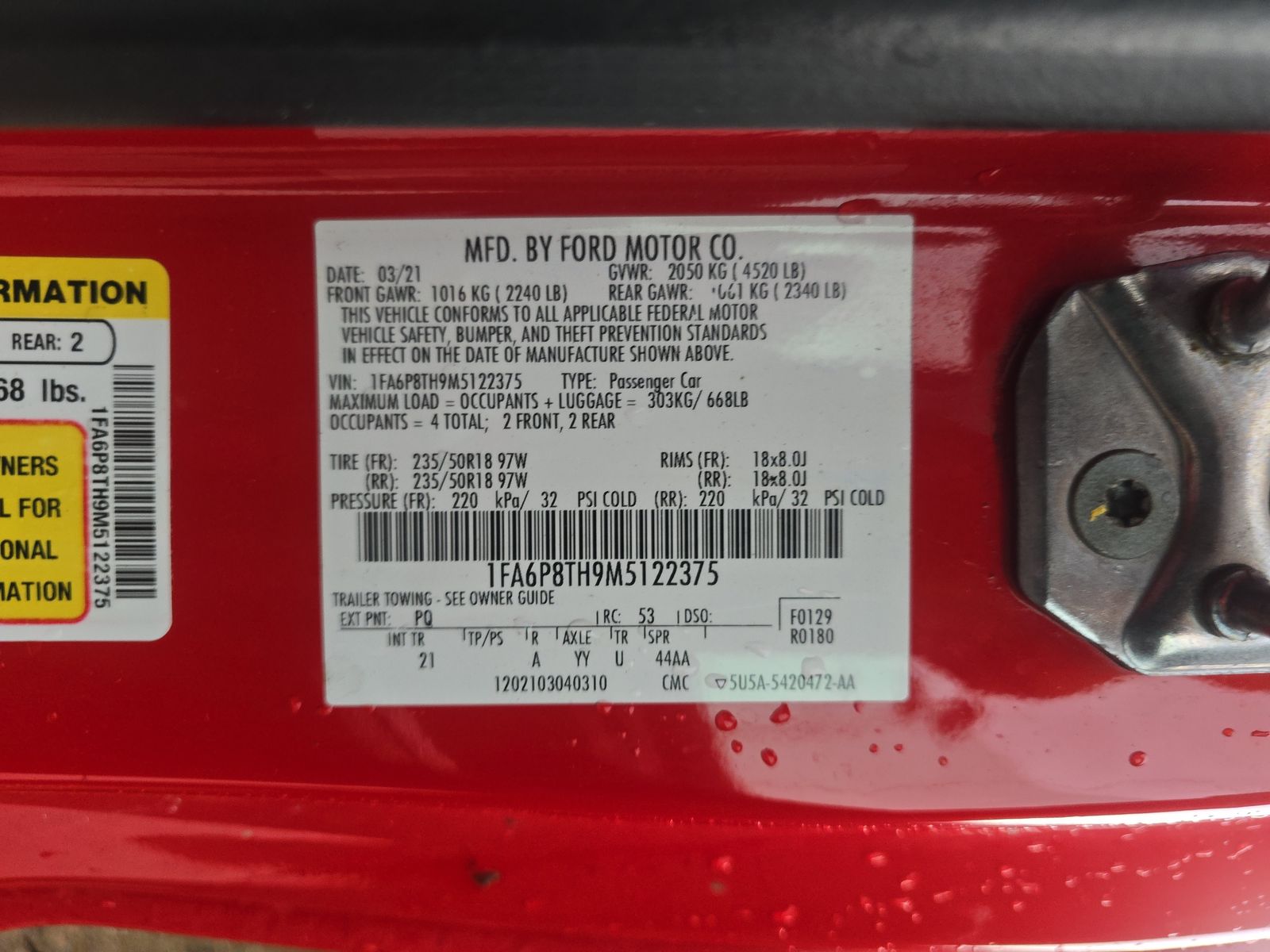 2021 Ford Mustang EcoBoost RWD