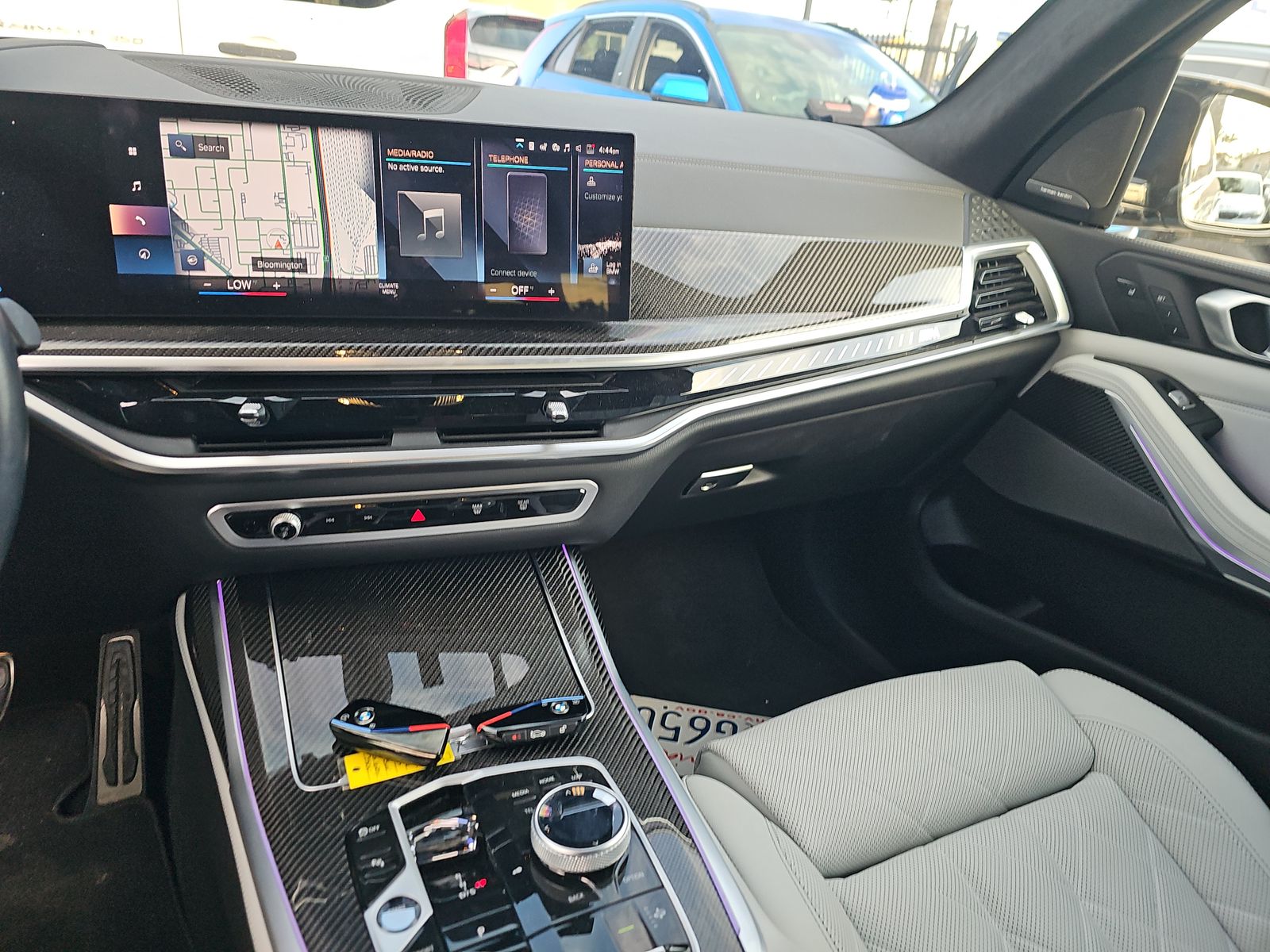 2023 BMW X7 M60i AWD