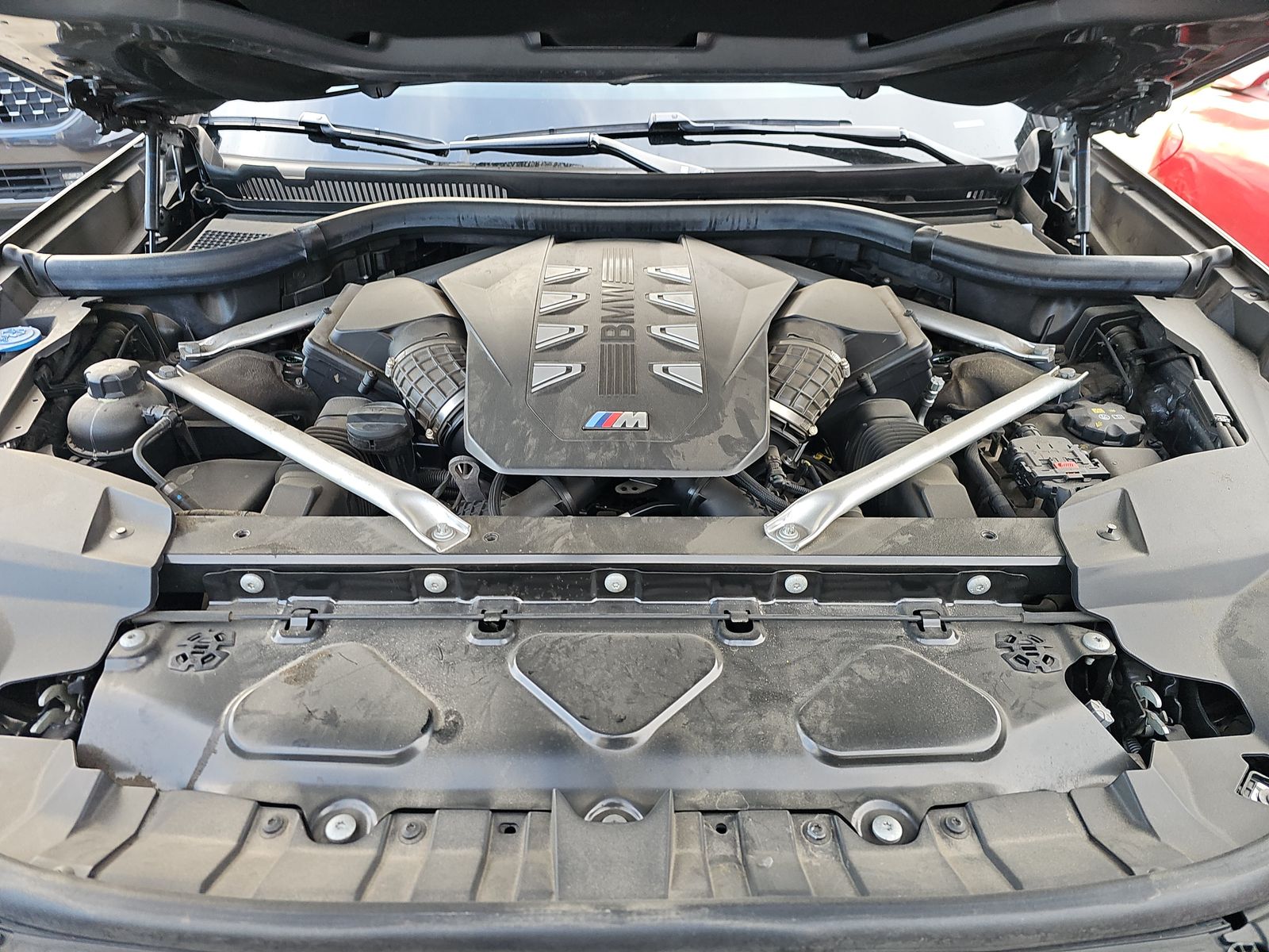 2023 BMW X7 M60i AWD