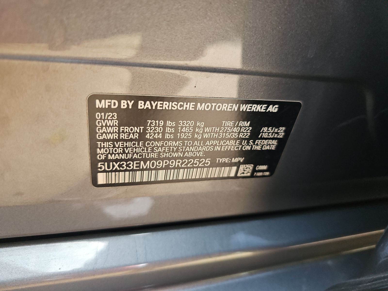 2023 BMW X7 M60i AWD