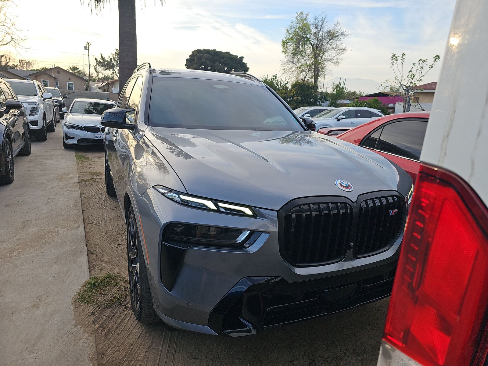 2023 BMW X7 M60i AWD