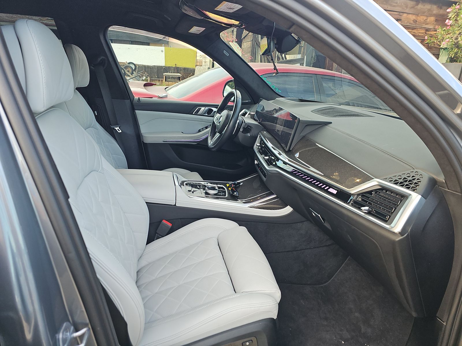 2023 BMW X7 M60i AWD