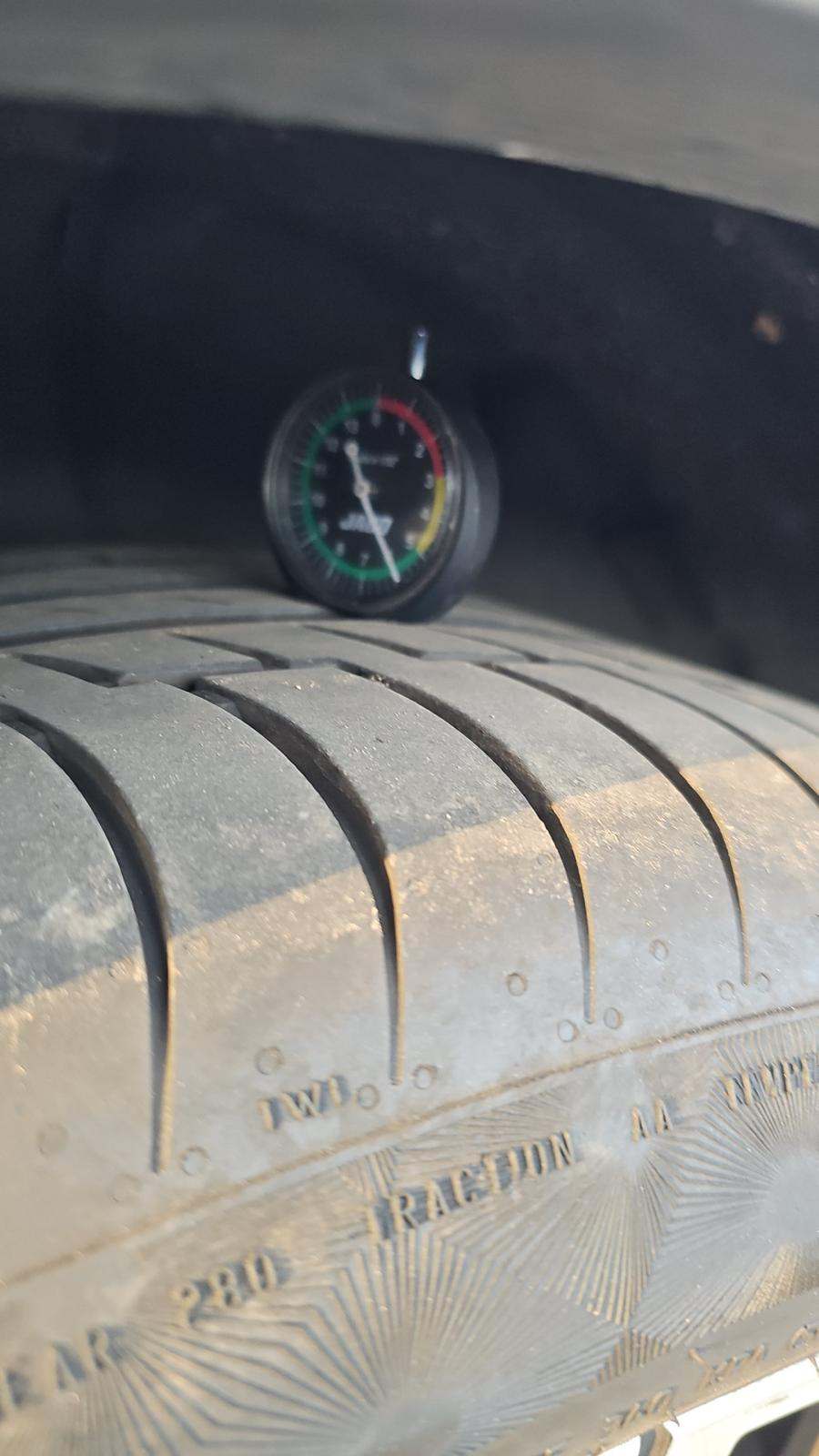 2023 BMW X7 M60i AWD