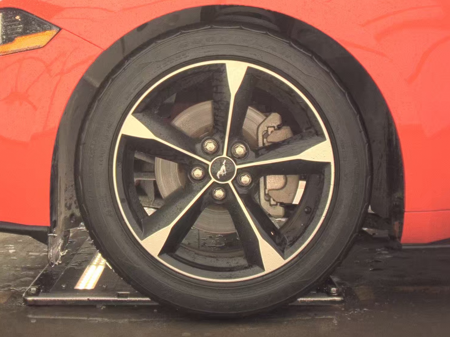 2021 Ford Mustang EcoBoost RWD