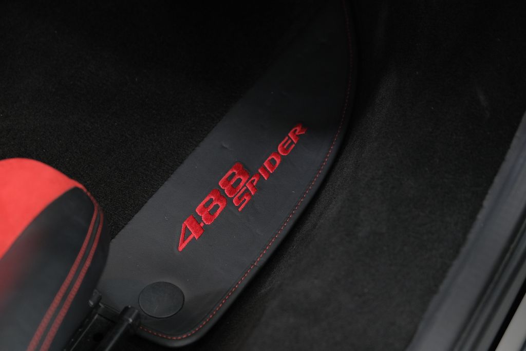 2019 Ferrari 488 Base RWD