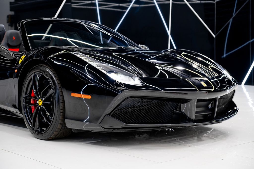 2019 Ferrari 488 Base RWD