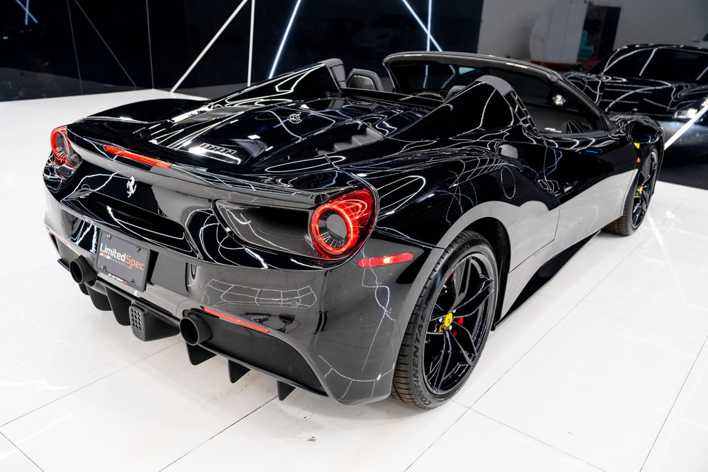 2019 Ferrari 488 Base RWD