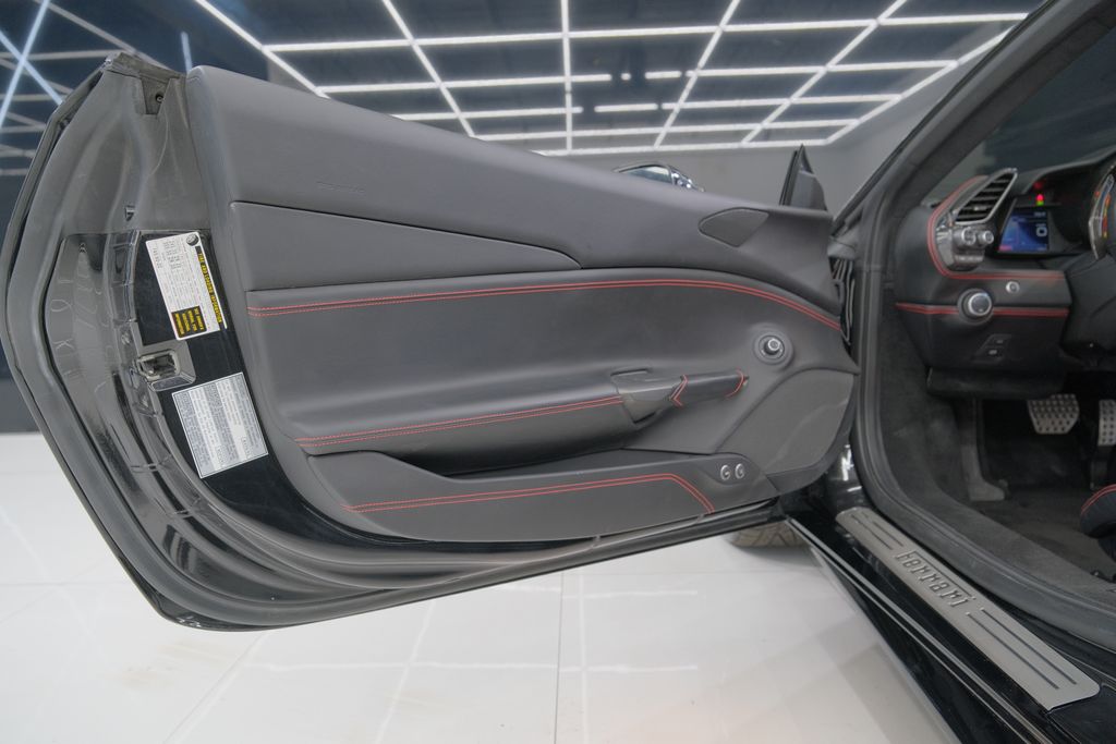 2019 Ferrari 488 Base RWD