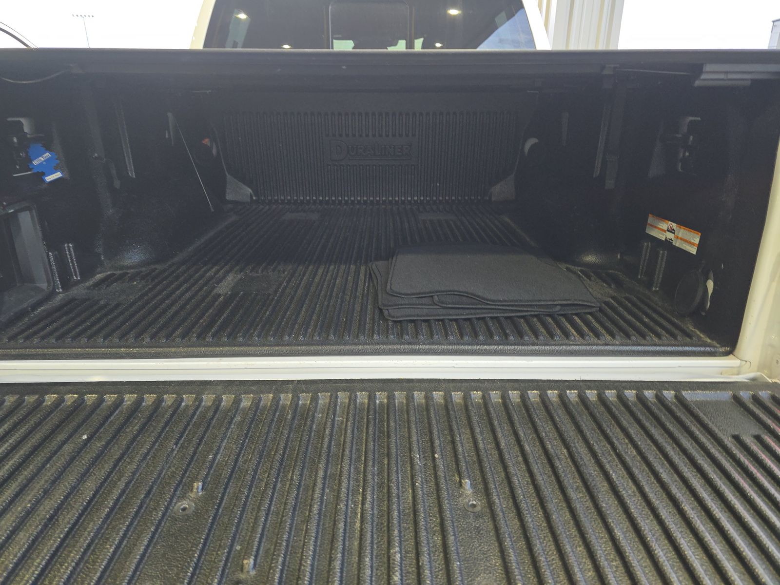 2023 Ford F-150 Lariat AWD