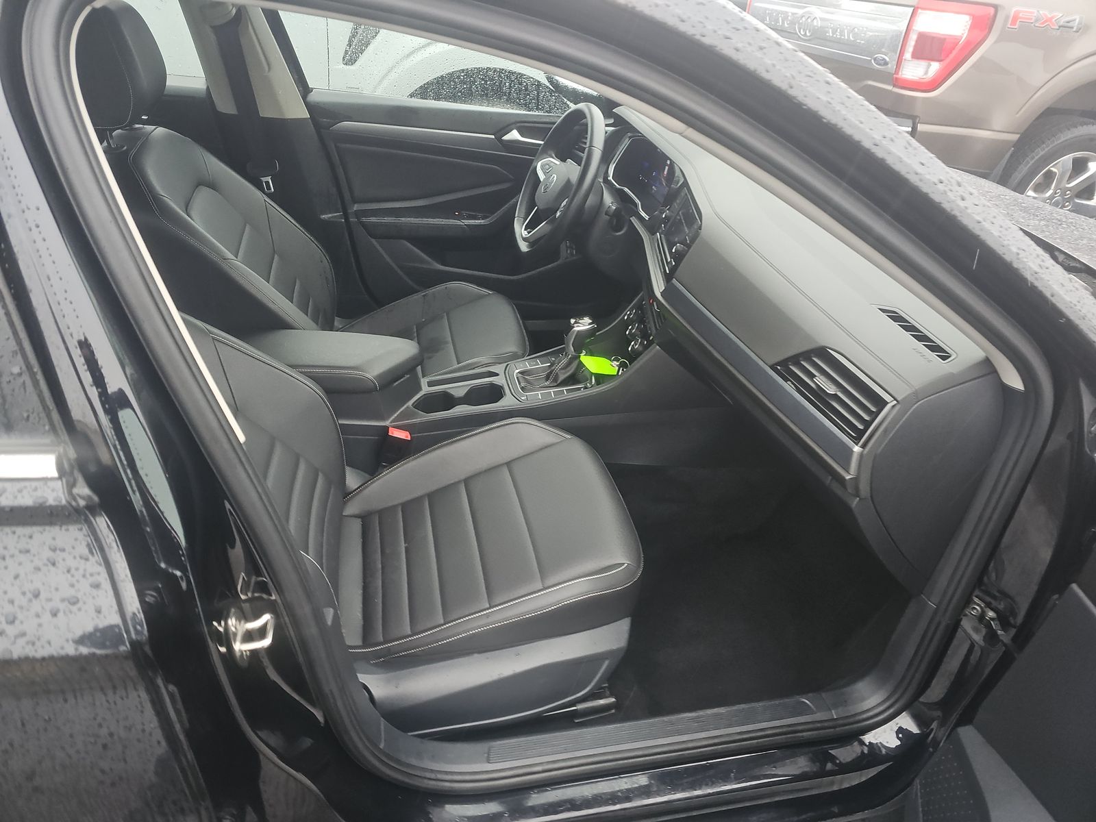 2024 Volkswagen Jetta 1.5T SE FWD