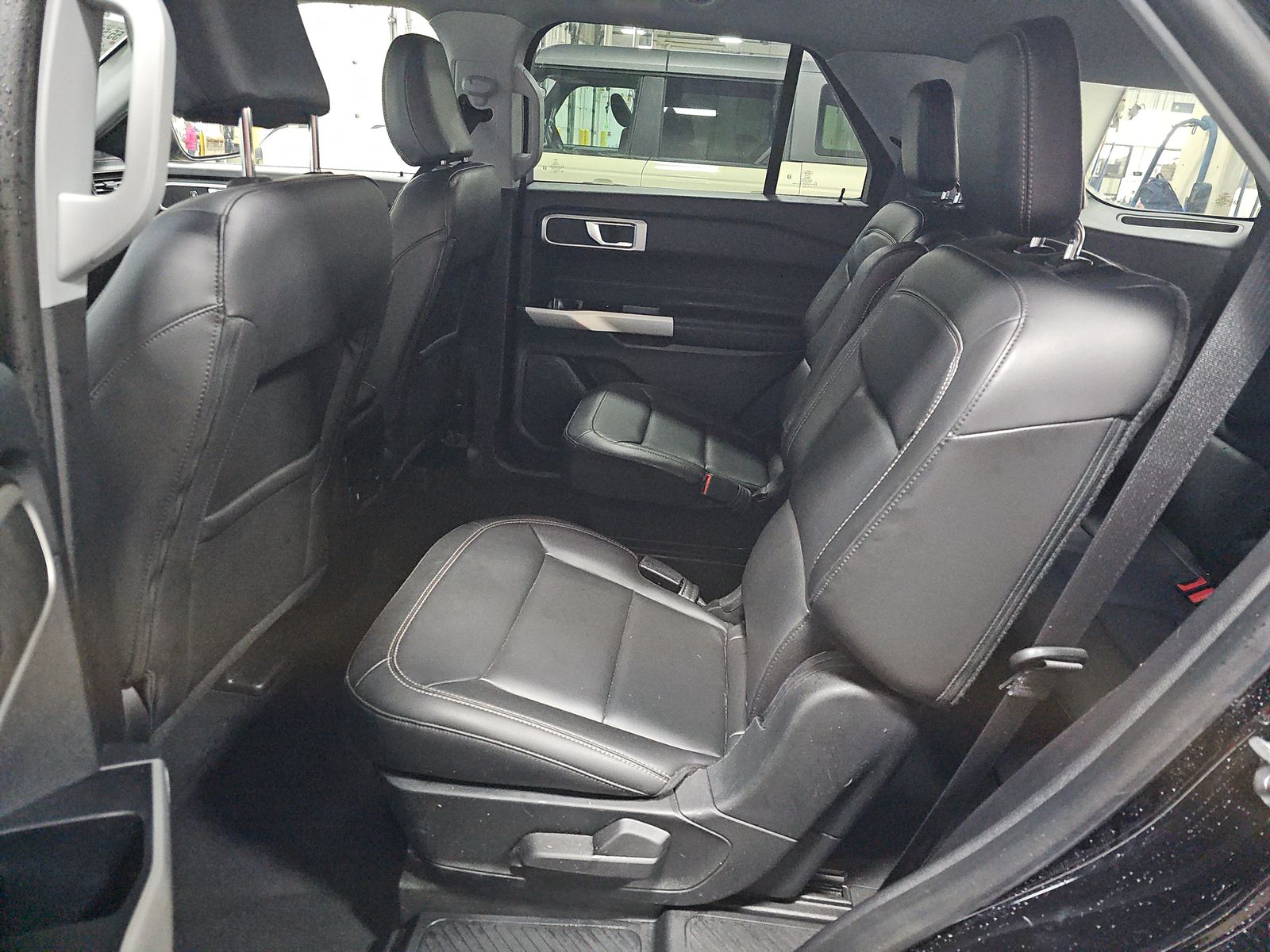 2022 Ford Explorer XLT AWD