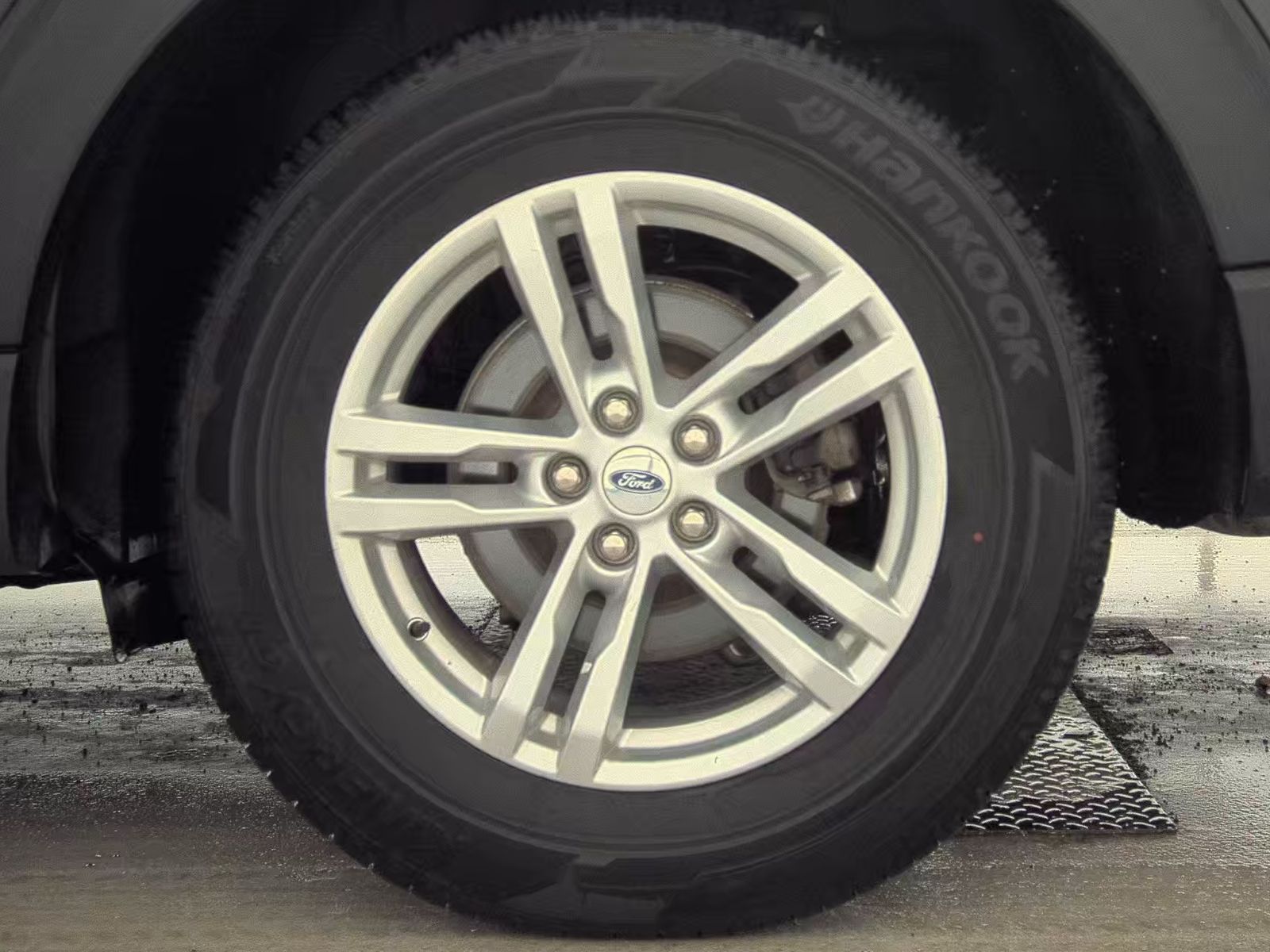 2022 Ford Explorer XLT AWD