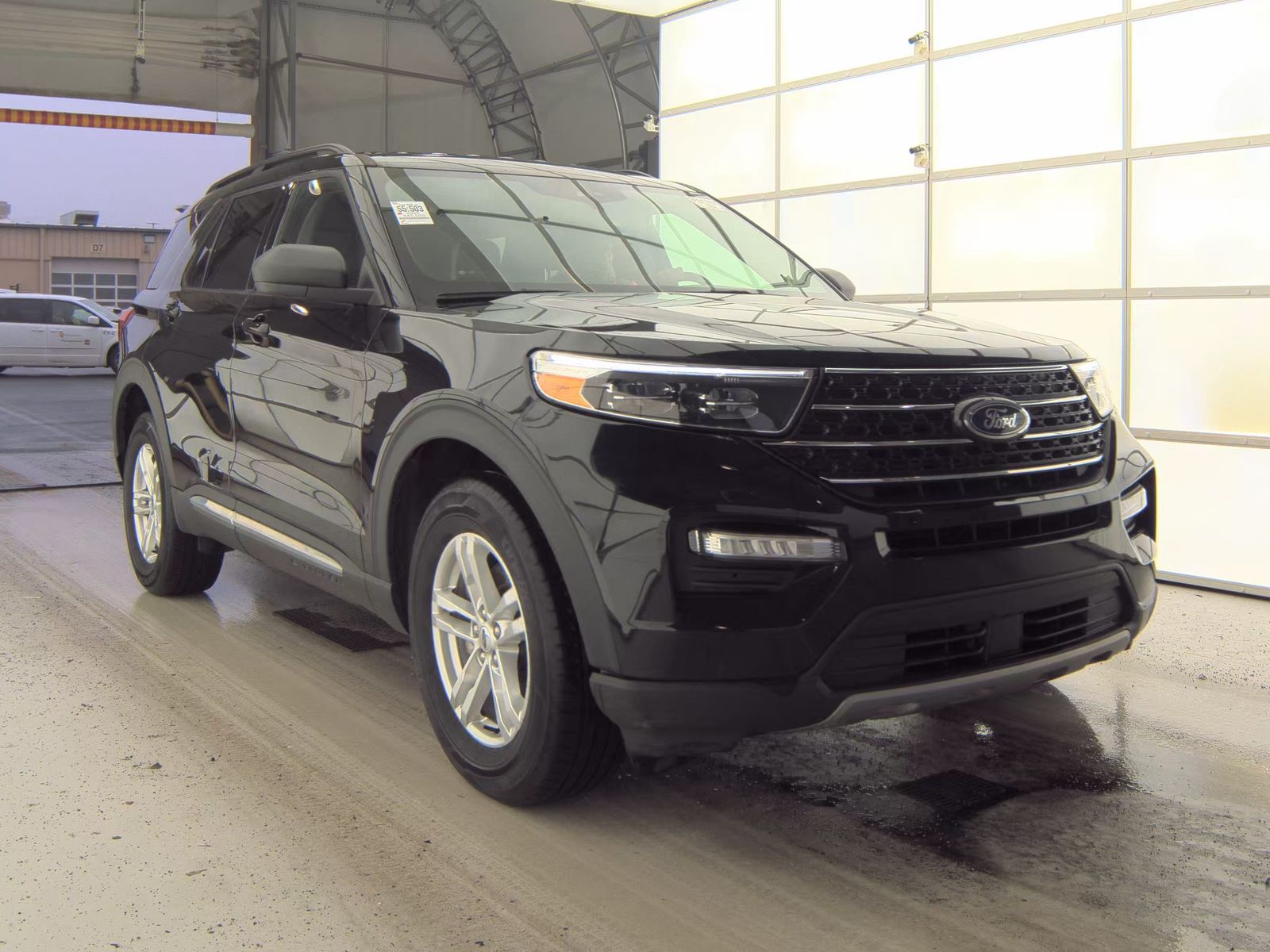 2022 Ford Explorer XLT AWD