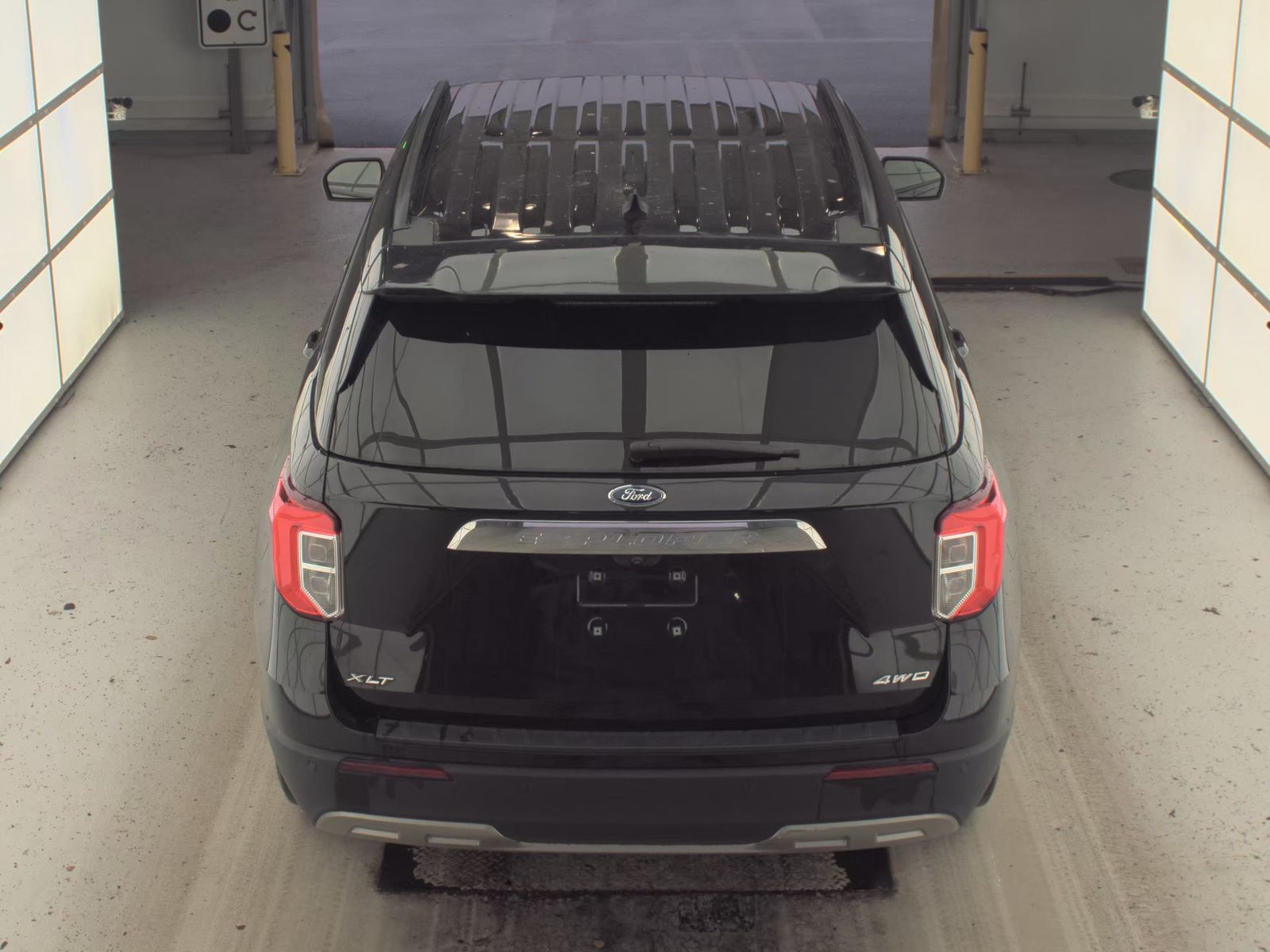 2022 Ford Explorer XLT AWD