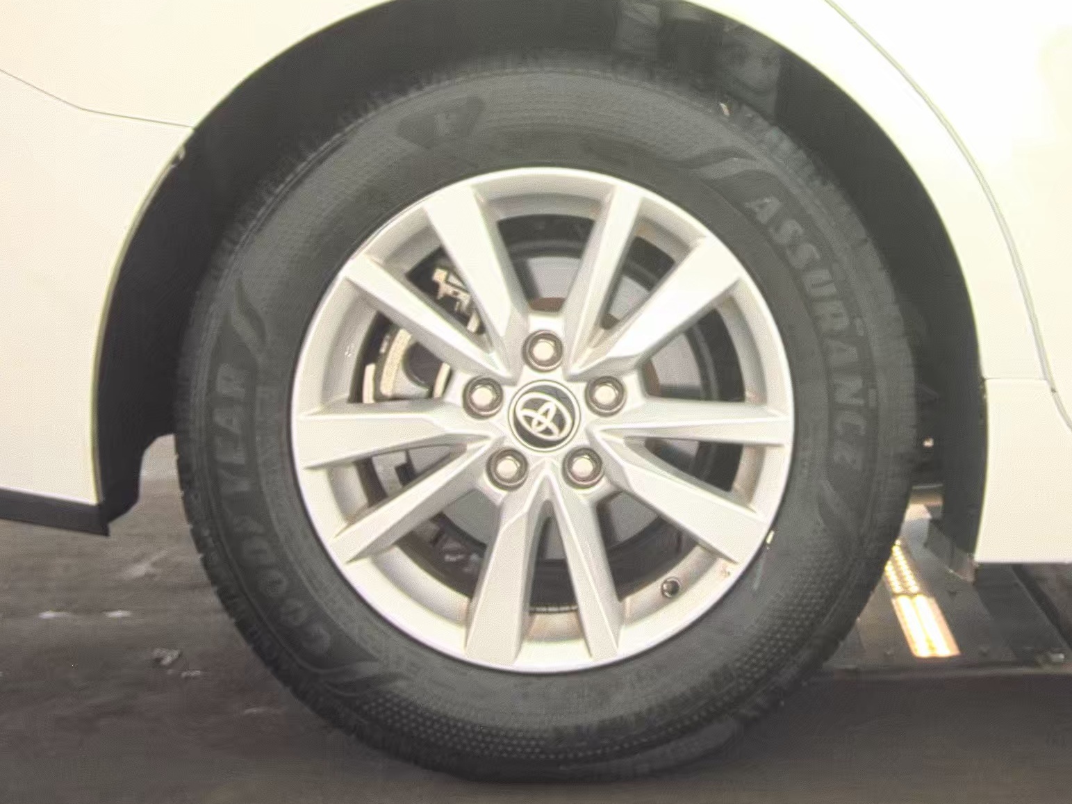 2025 Toyota Camry LE FWD