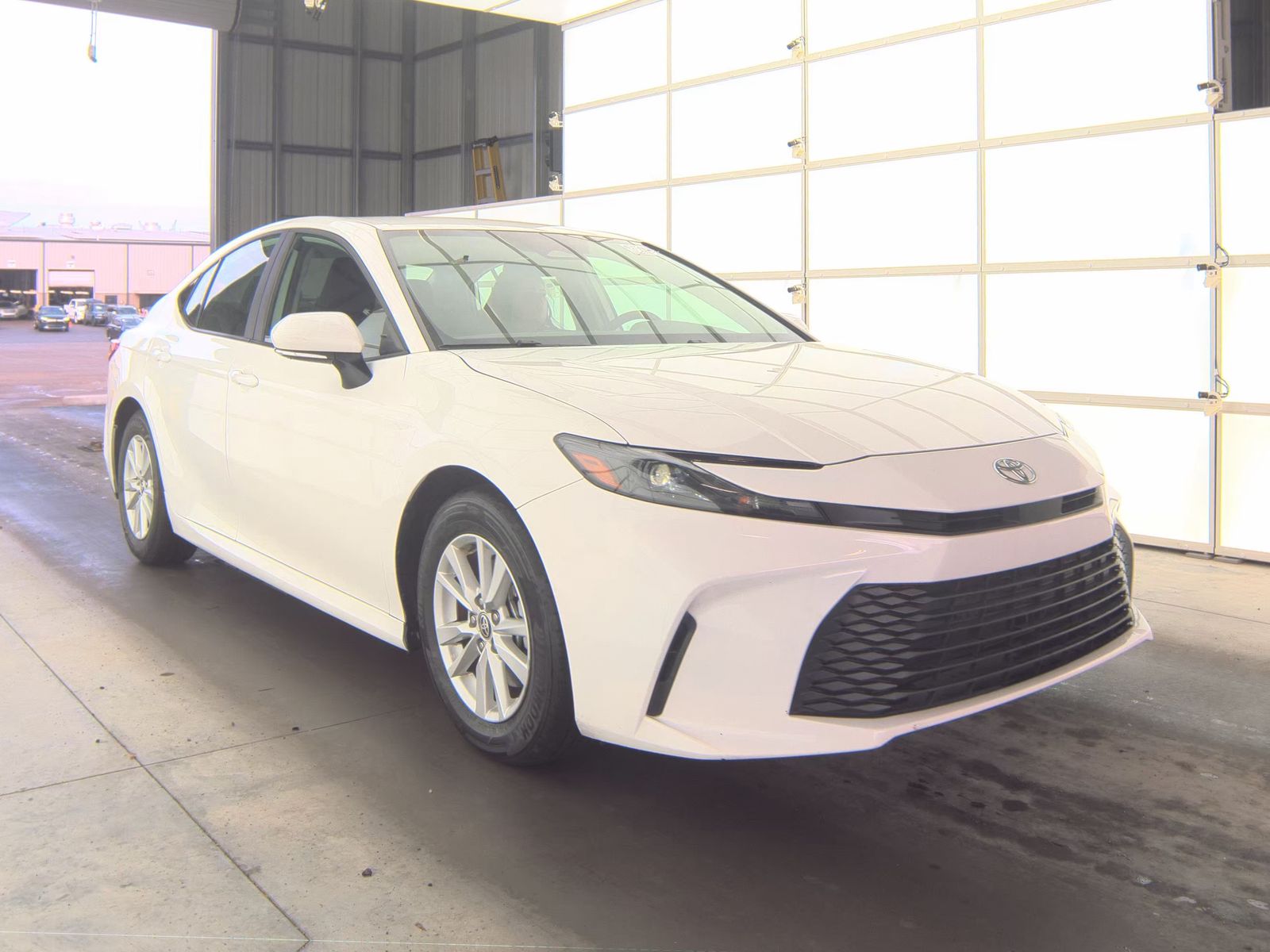 2025 Toyota Camry LE FWD