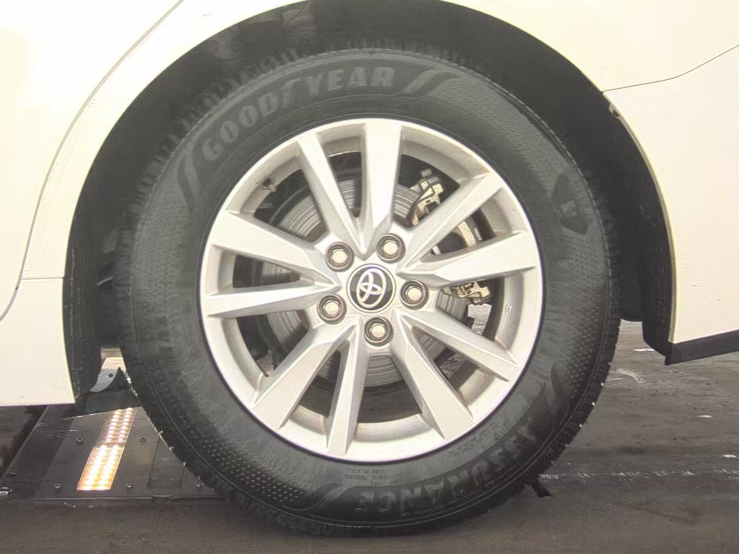 2025 Toyota Camry LE FWD