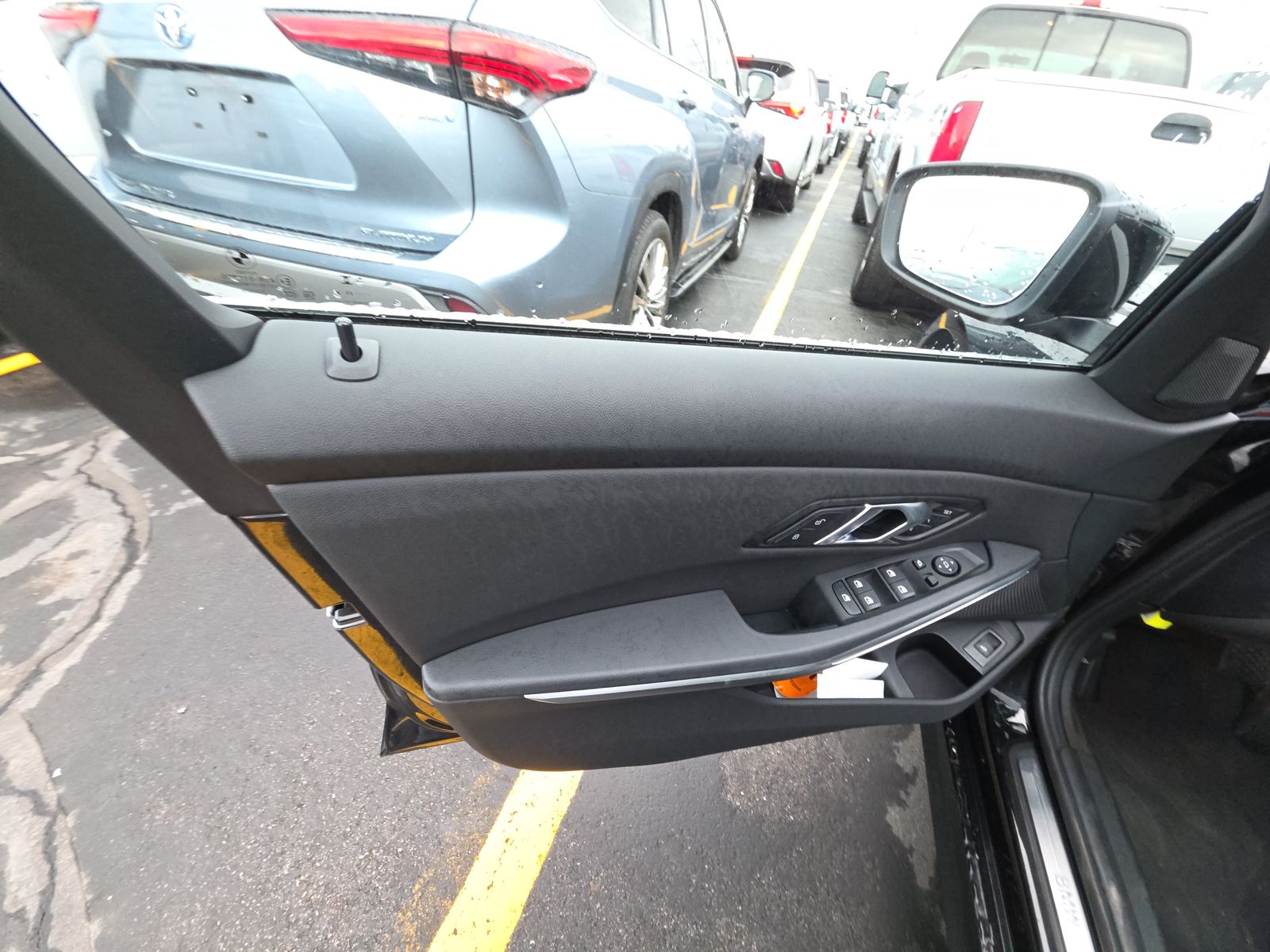 2025 BMW 3 Series 330i xDrive AWD