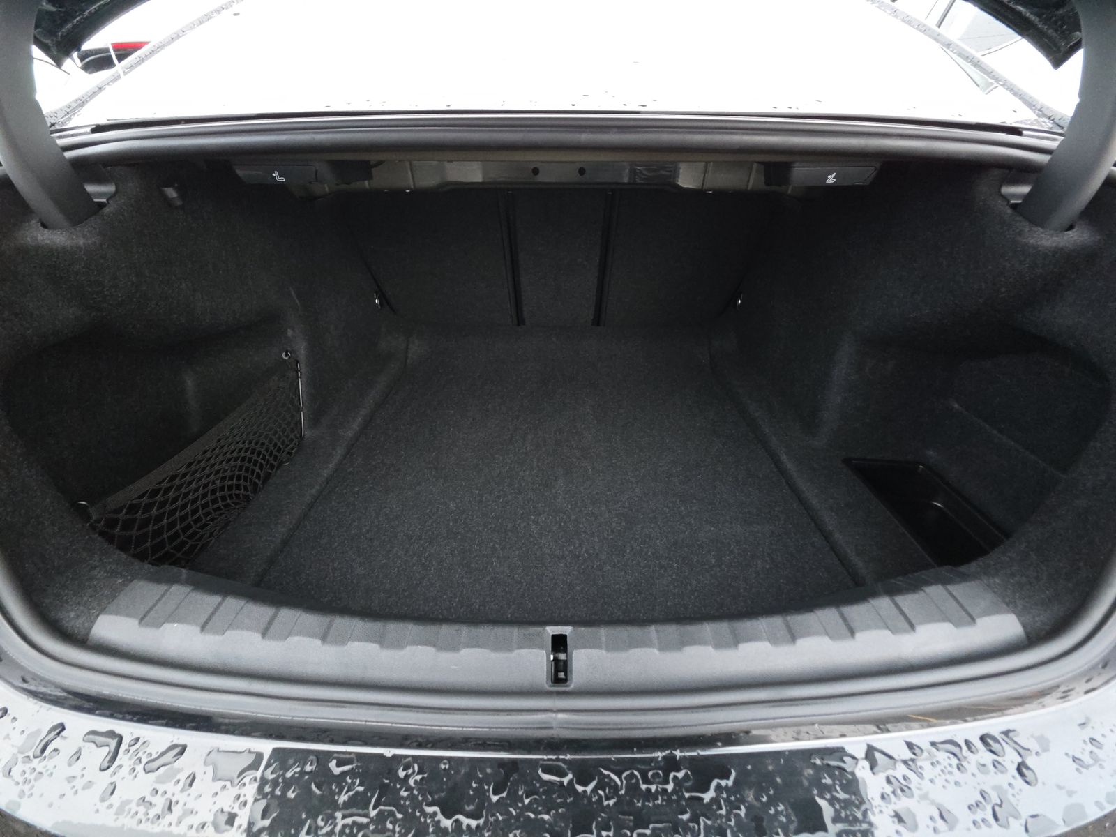 2025 BMW 3 Series 330i xDrive AWD