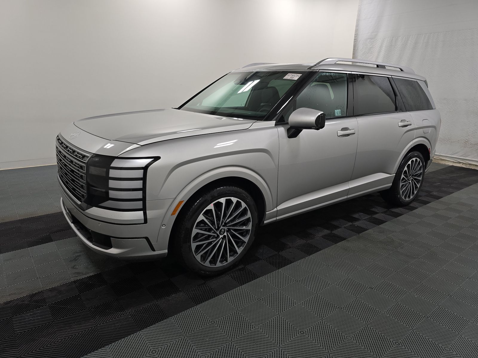 HYUNDAI CALLIGRAPH - 1