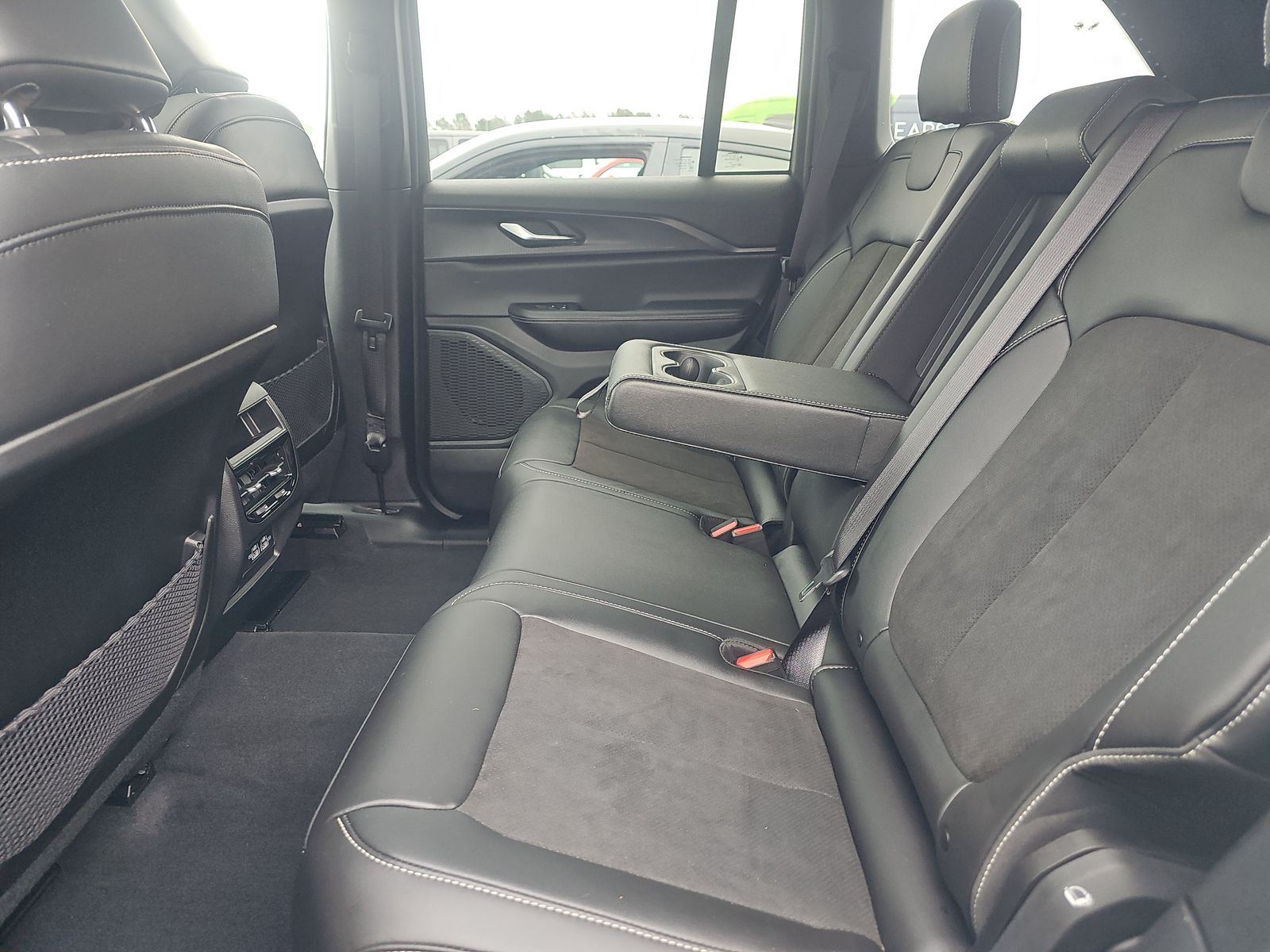 2025 Jeep Grand Cherokee Altitude X AWD