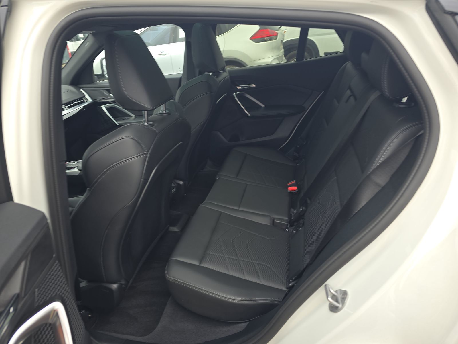 2025 BMW X2 xDrive28i AWD