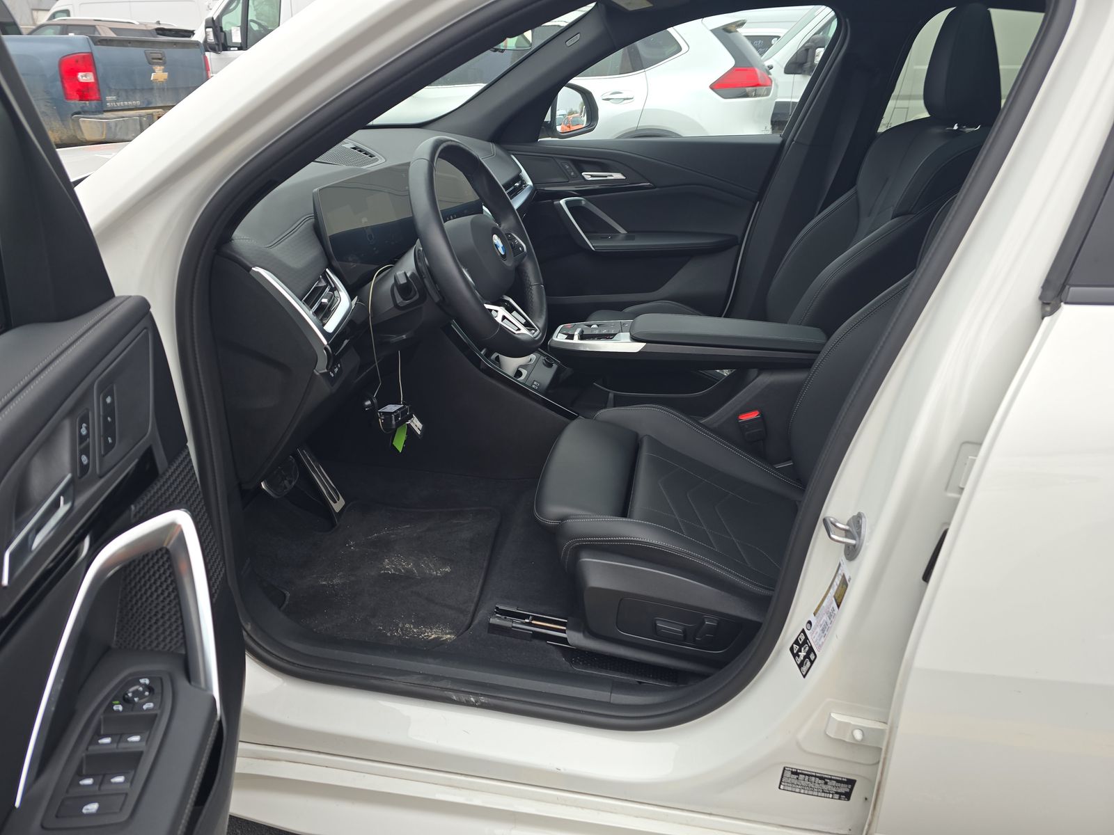 2025 BMW X2 xDrive28i AWD