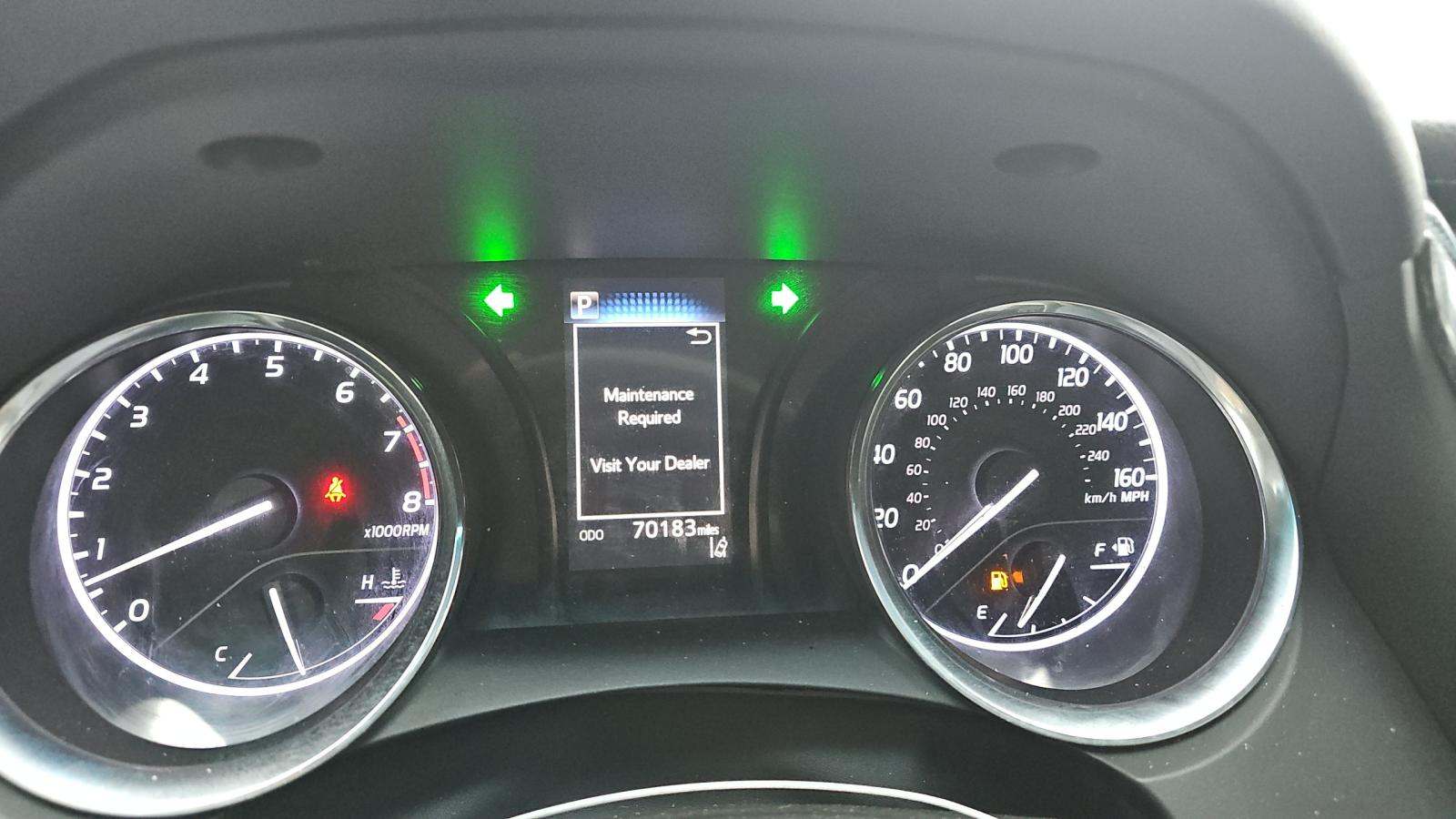 2019 Toyota Camry SE FWD