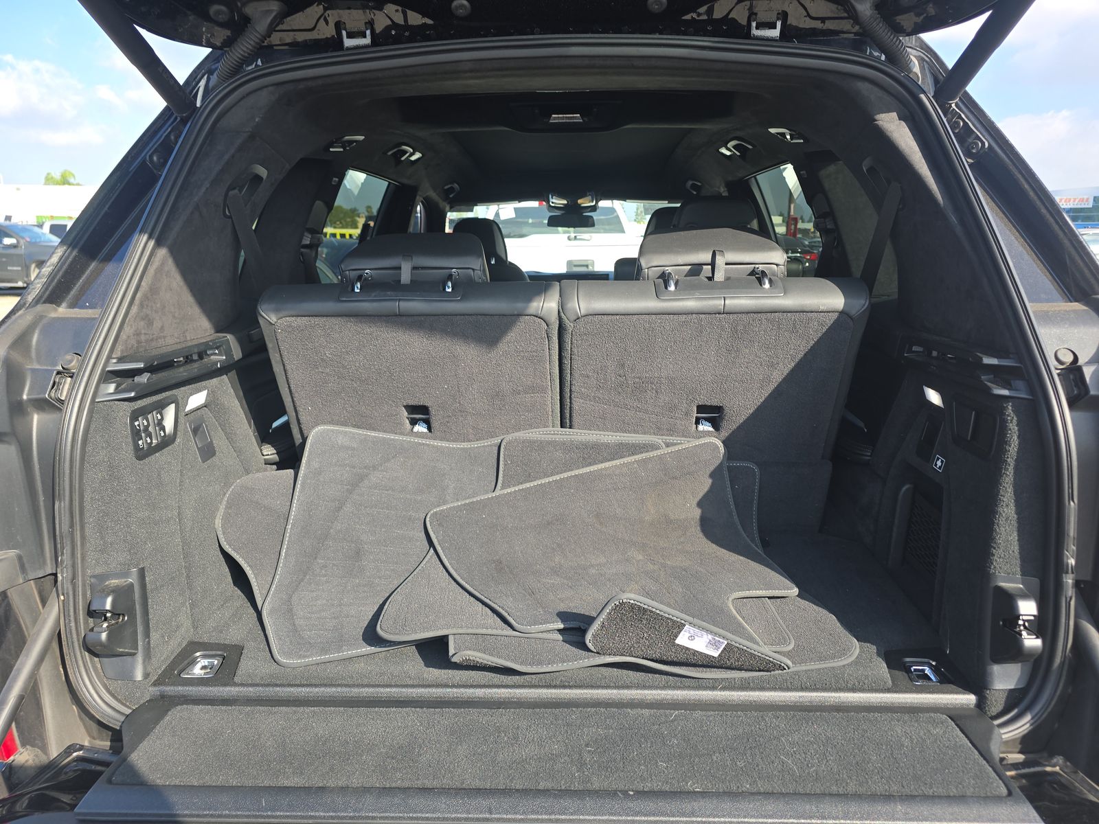 2024 BMW X7 xDrive40i AWD