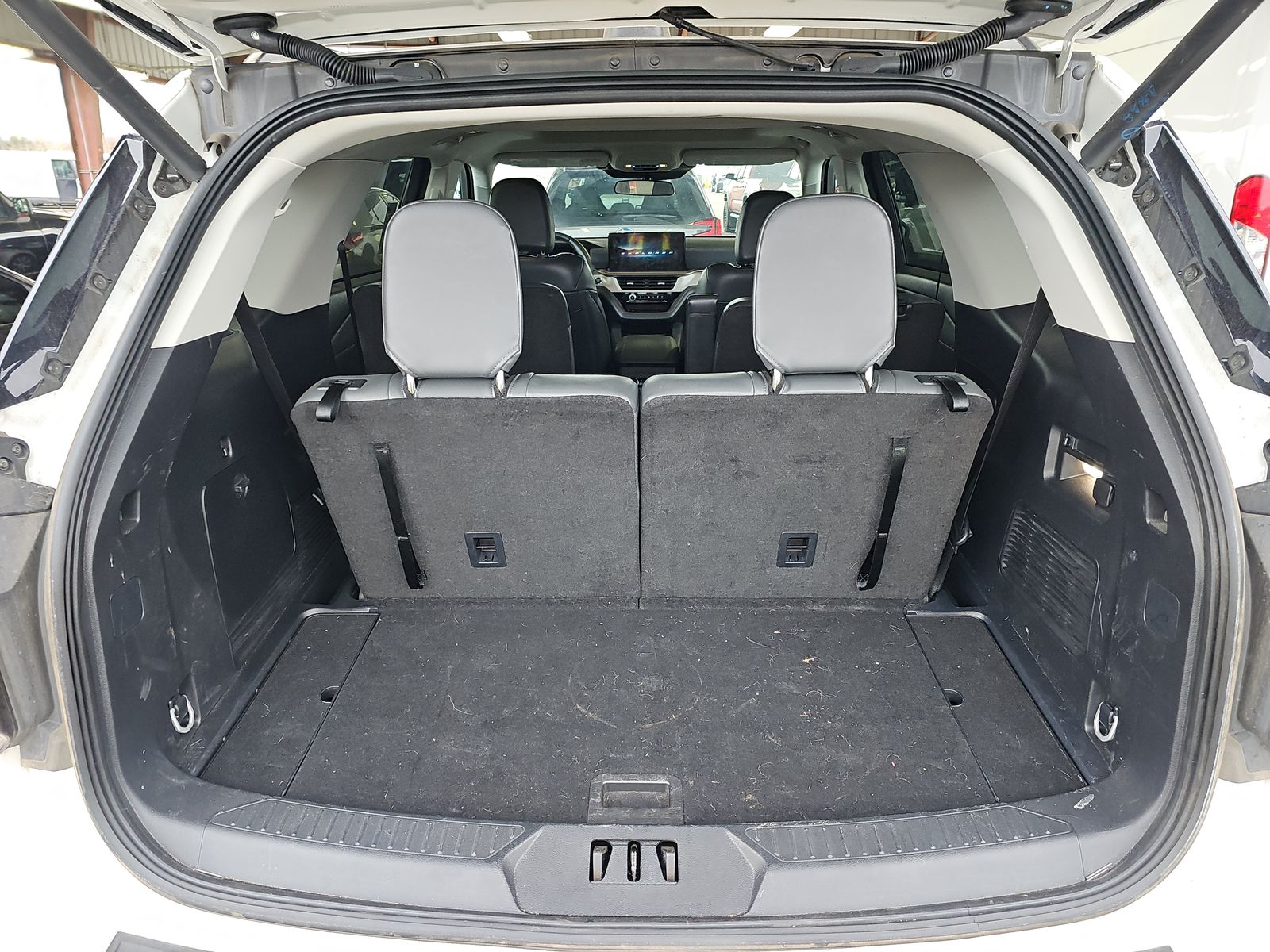 2025 Ford Explorer Active AWD