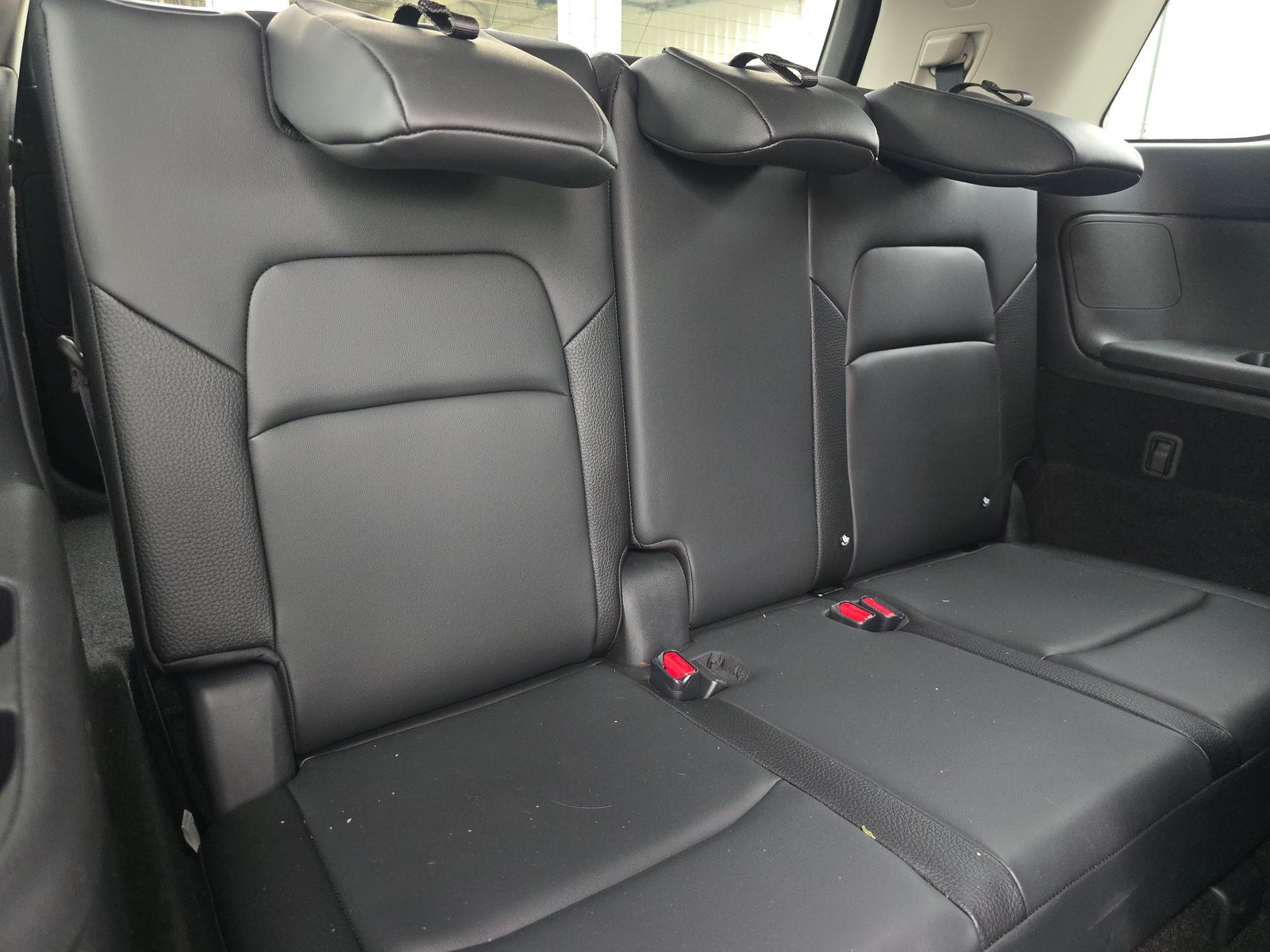 2025 Nissan Pathfinder SL AWD