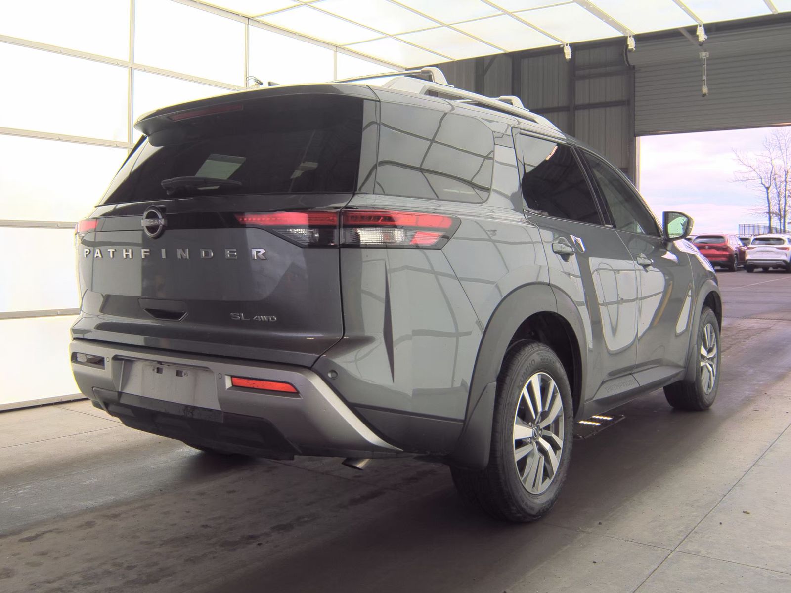 2025 Nissan Pathfinder SL AWD