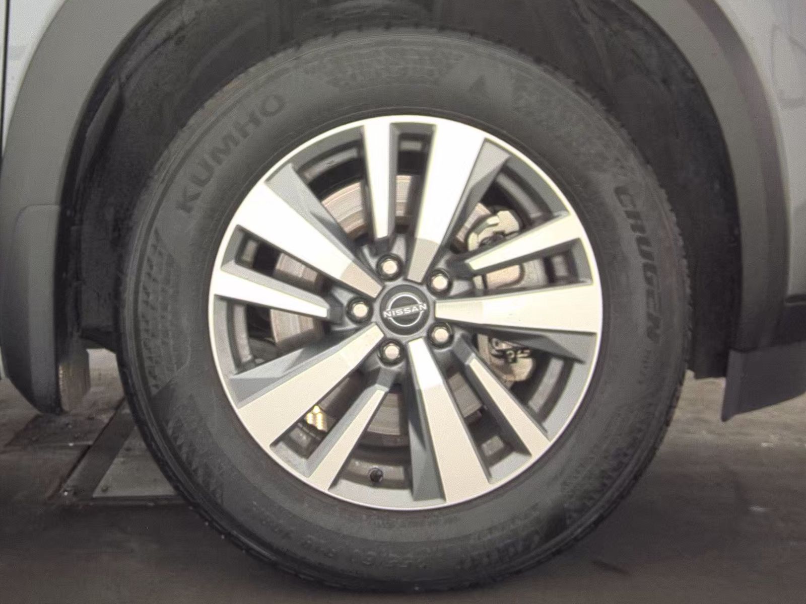 2025 Nissan Pathfinder SL AWD