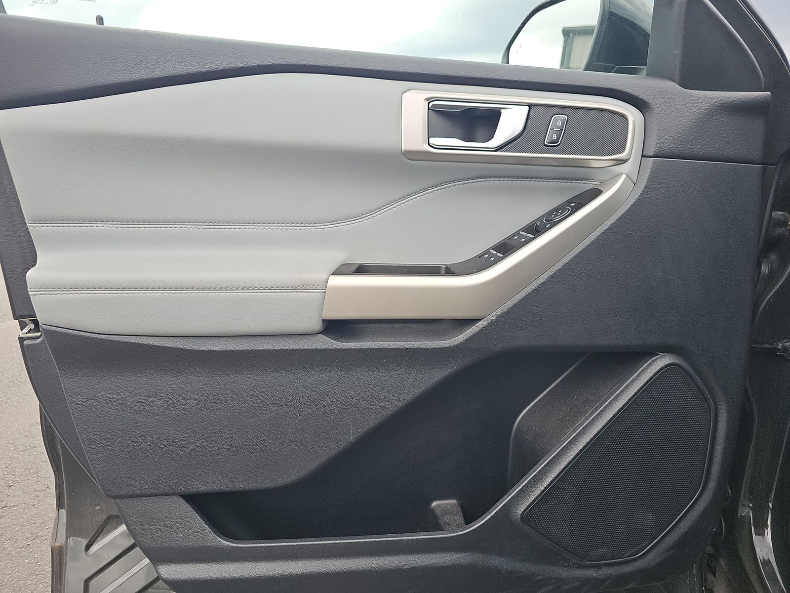 2023 Ford Explorer XLT AWD