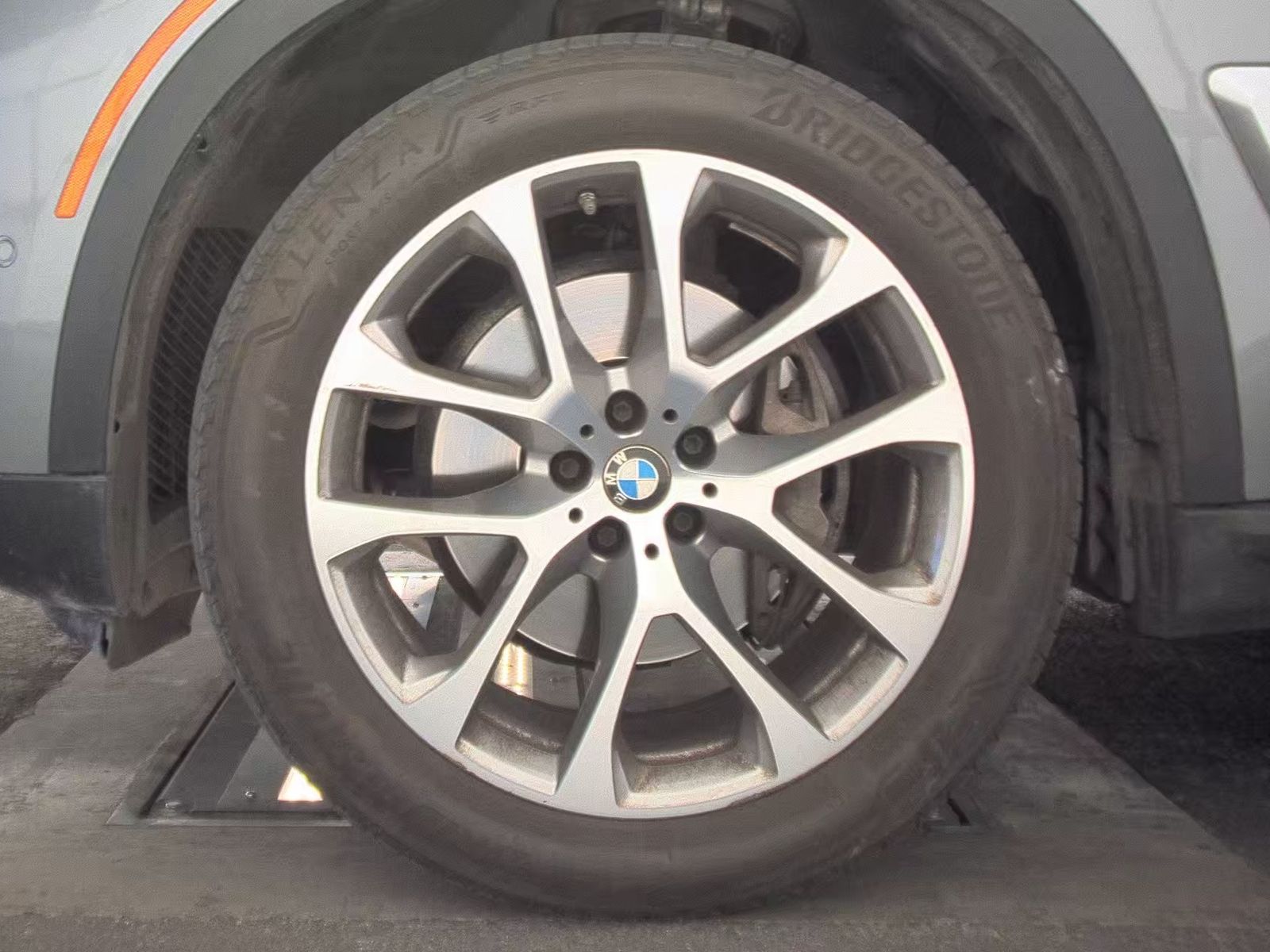 2024 BMW X5 xDrive40i AWD