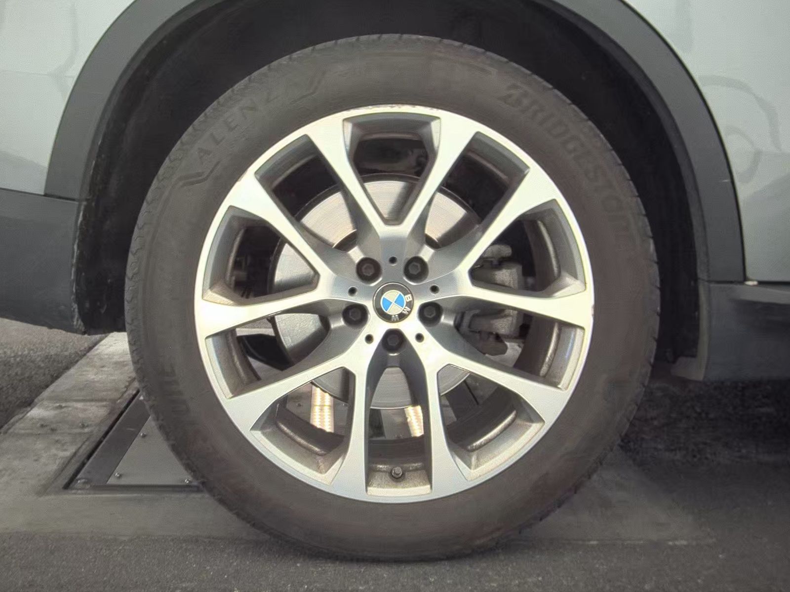 2024 BMW X5 xDrive40i AWD