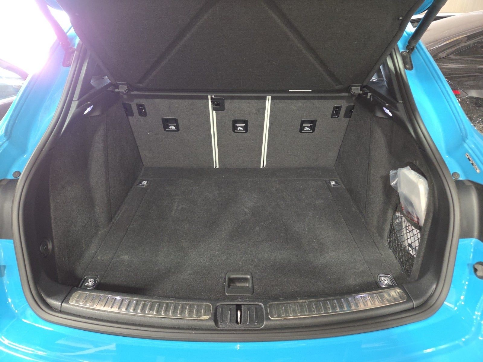 2022 Porsche Macan S AWD