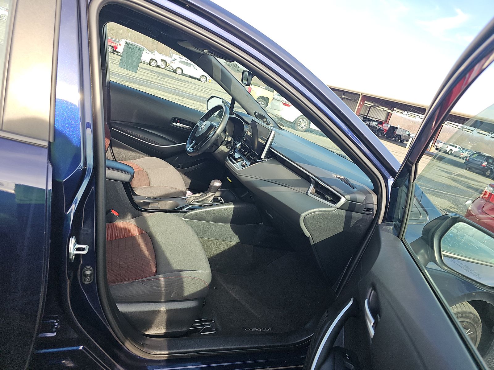 2023 Toyota Corolla SE FWD