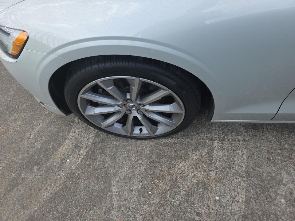 2020 Volvo S60 T5 Momentum FWD