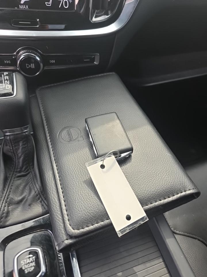 2020 Volvo S60 T5 Momentum FWD