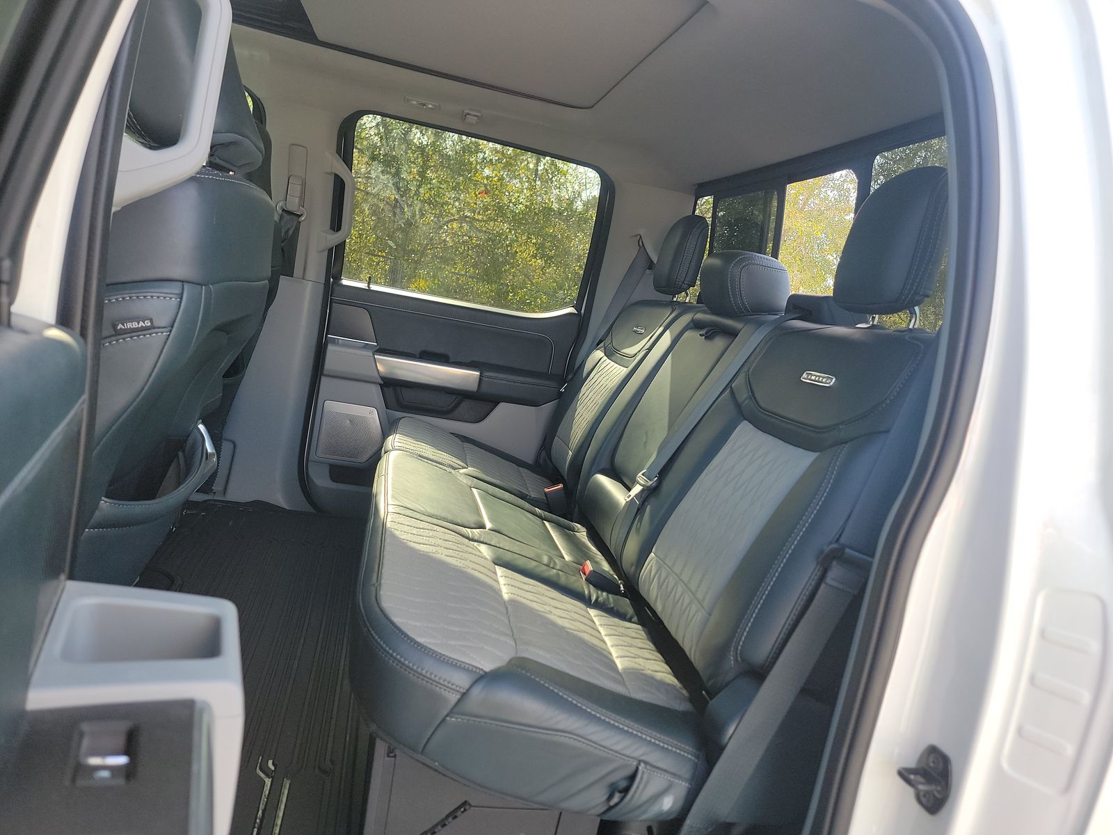 2022 Ford F-150 Hybrid Limited AWD