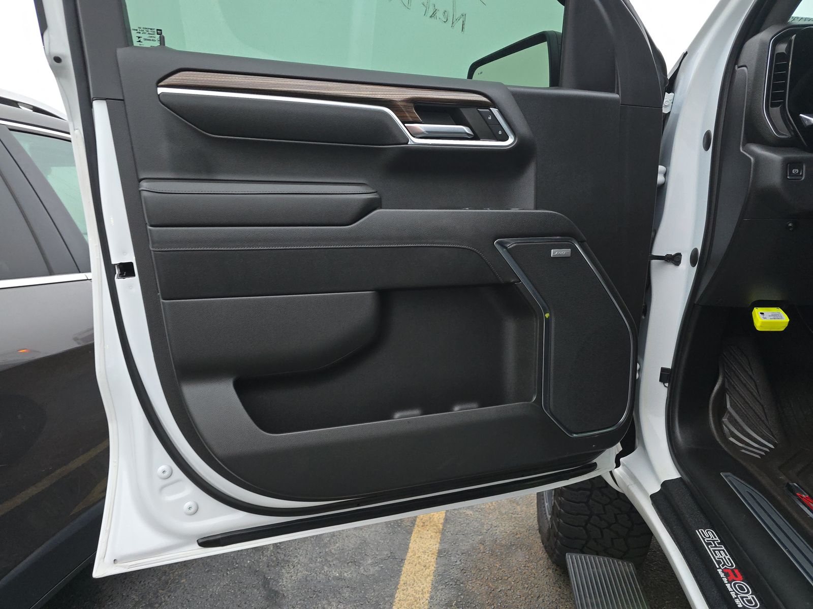 2023 Chevrolet Silverado 1500 RST AWD