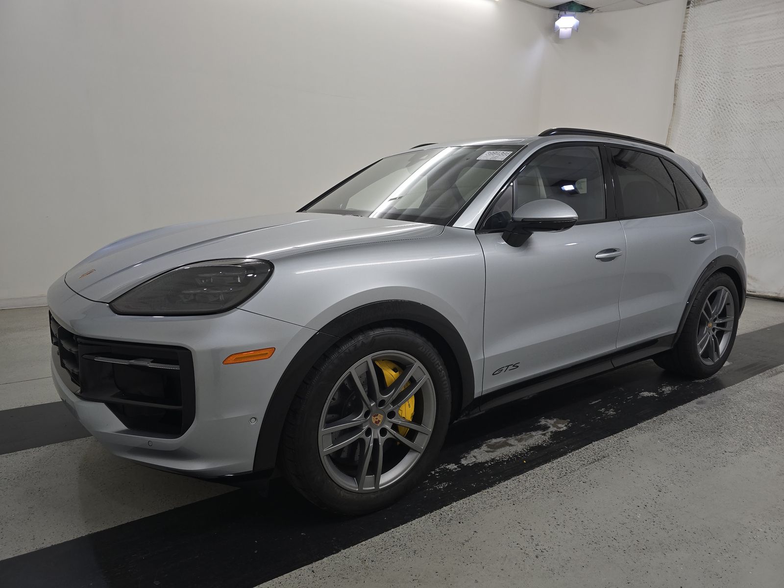 PORSCHE CAYENNE - 1