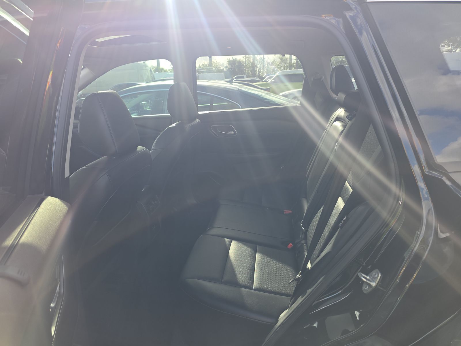 2021 Nissan Rogue SV FWD