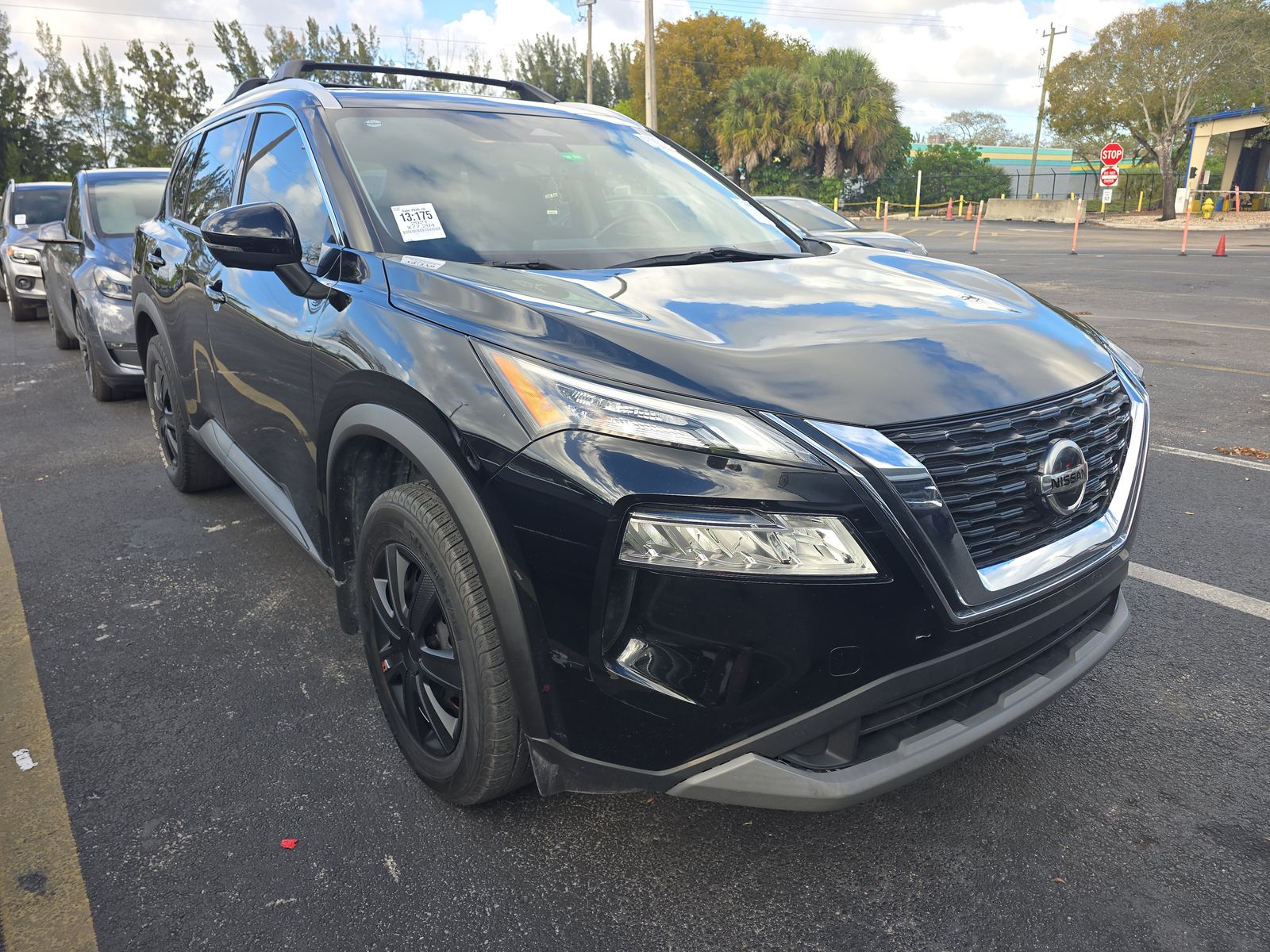 2021 Nissan Rogue SV FWD