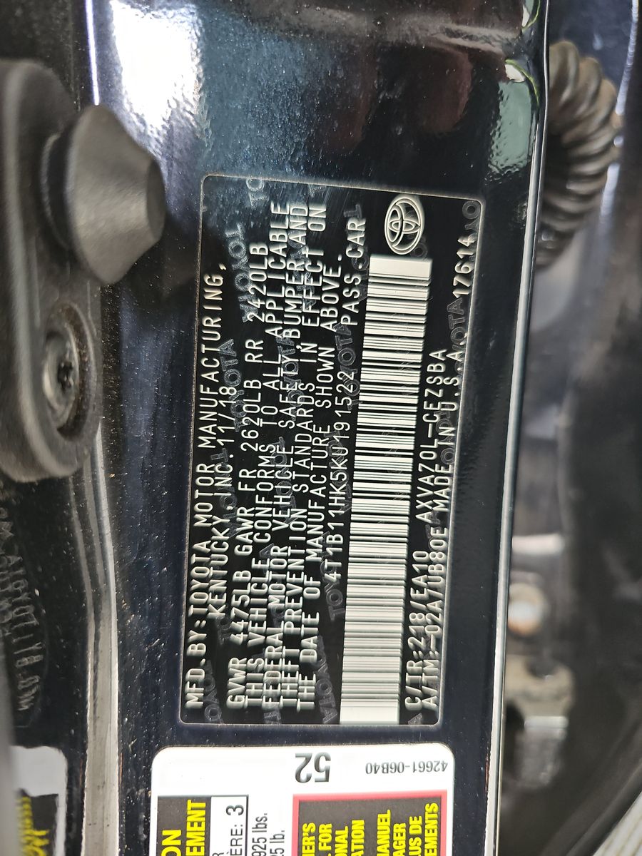 2019 Toyota Camry SE FWD