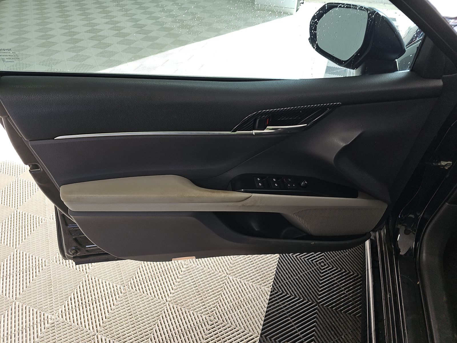 2019 Toyota Camry SE FWD